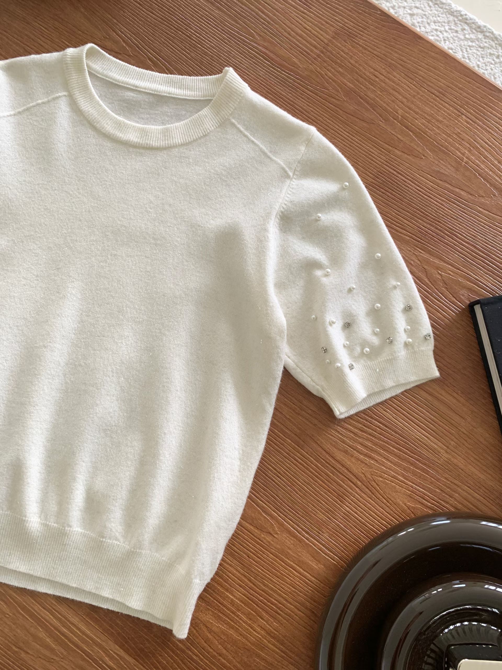 CT4 珍珠袖針織Top