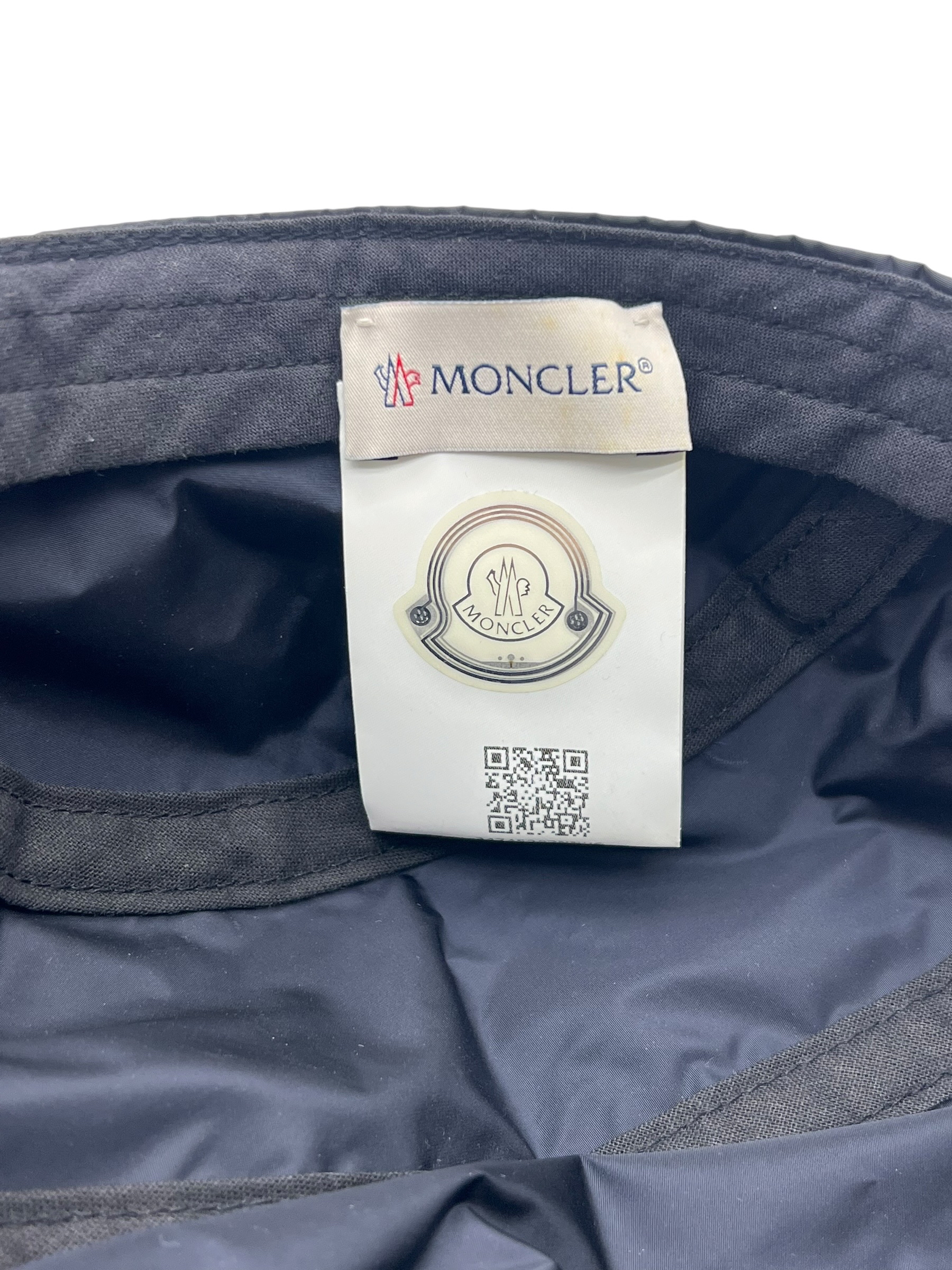 Pre-owned MONCLER Cap / Product Code: 062406
