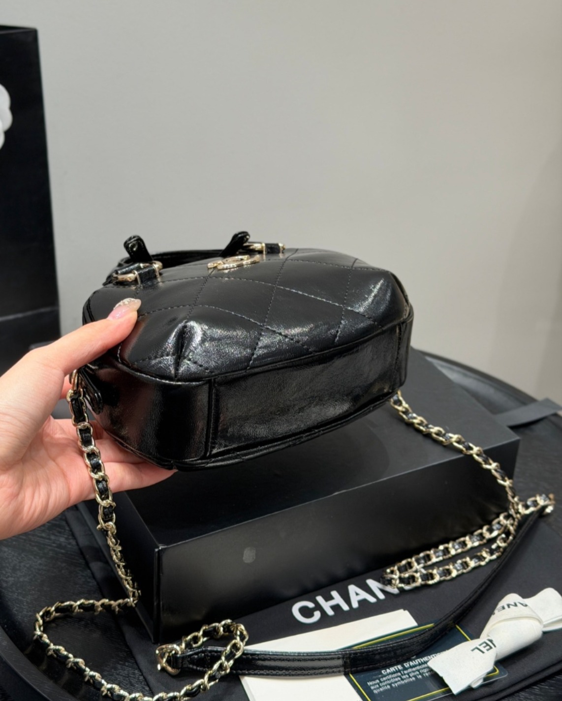 CHANEL 滑雪系列 25N 迷你保齡球包