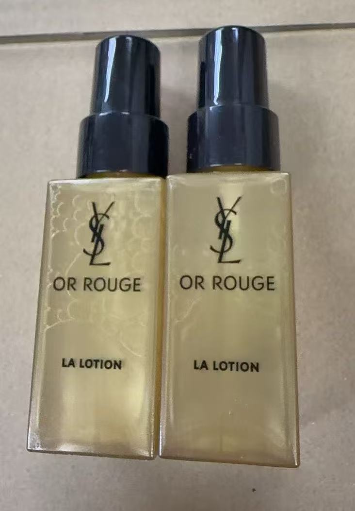 YSL奢華金緻奢華保濕水 30ml*2 (2027年6月）