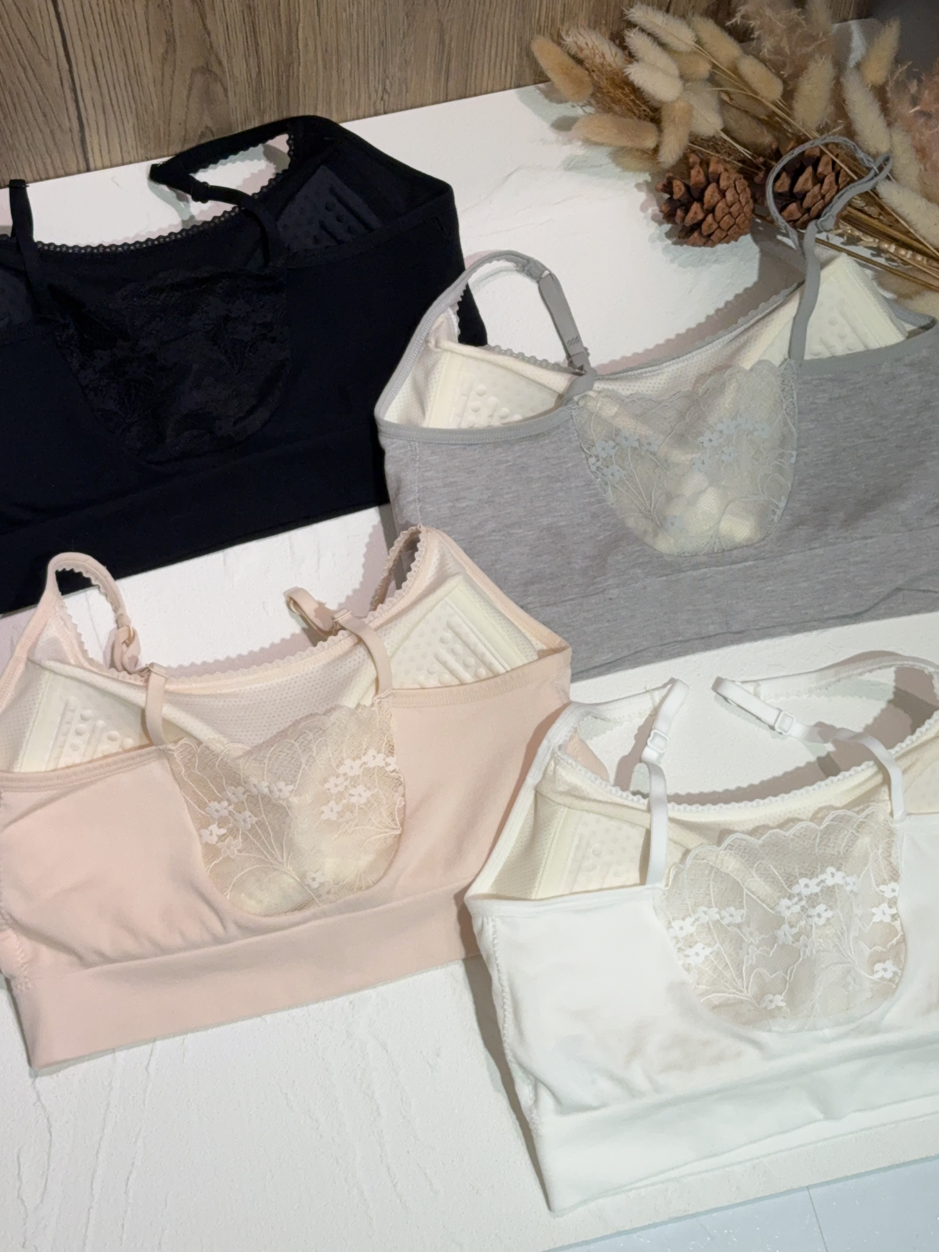 後lace短bra top