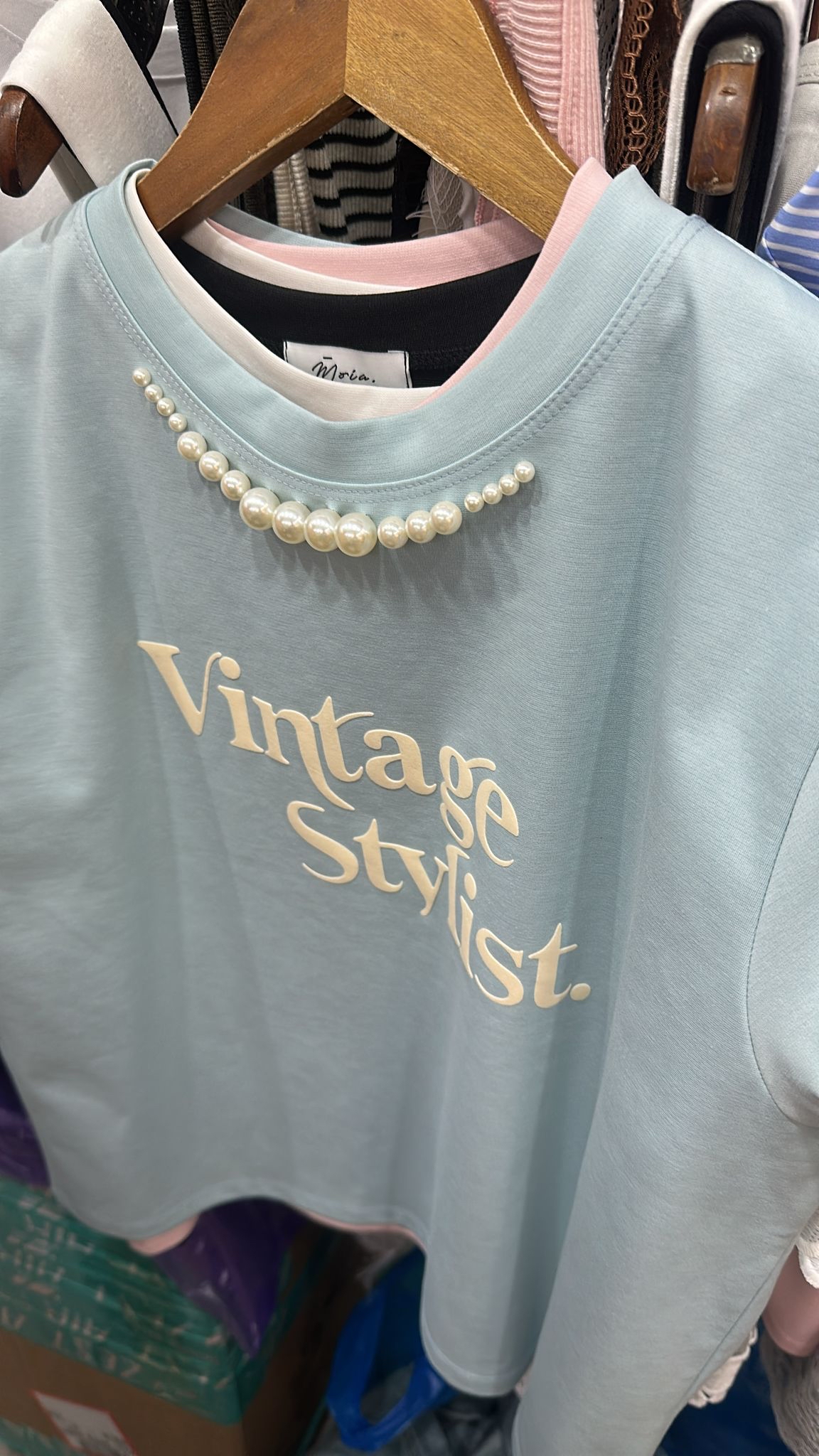 珍珠鏈英文字Tee 