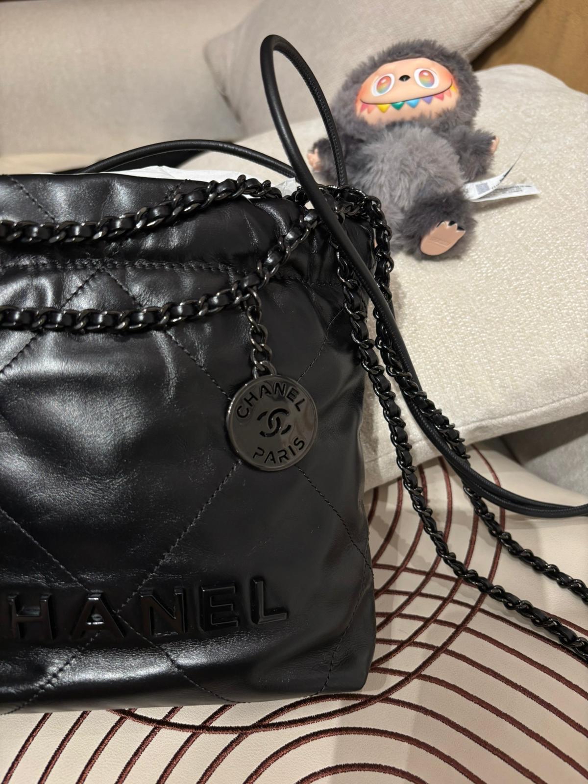 Chanel 22 Mini So Black Calfskin 100%Authentic, 98%New ✅收據副本✅晶片✅Dust bag✅Box