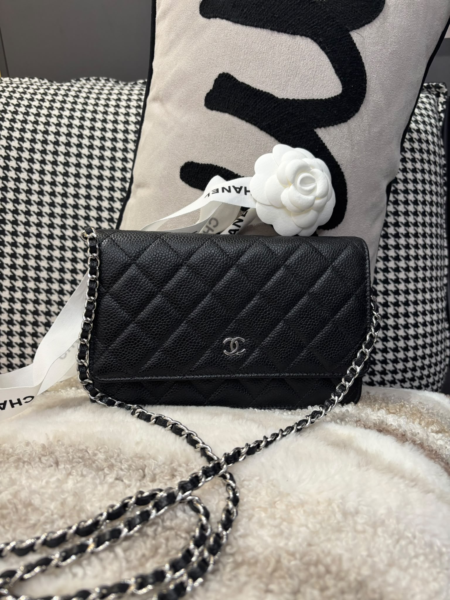 未使用品 Chanel Wallet On Chain 黑色荔枝牛皮銀扣WOC  100%Authentic, Unused 未使用品 ✅晶片✅Dust bag ✅Box