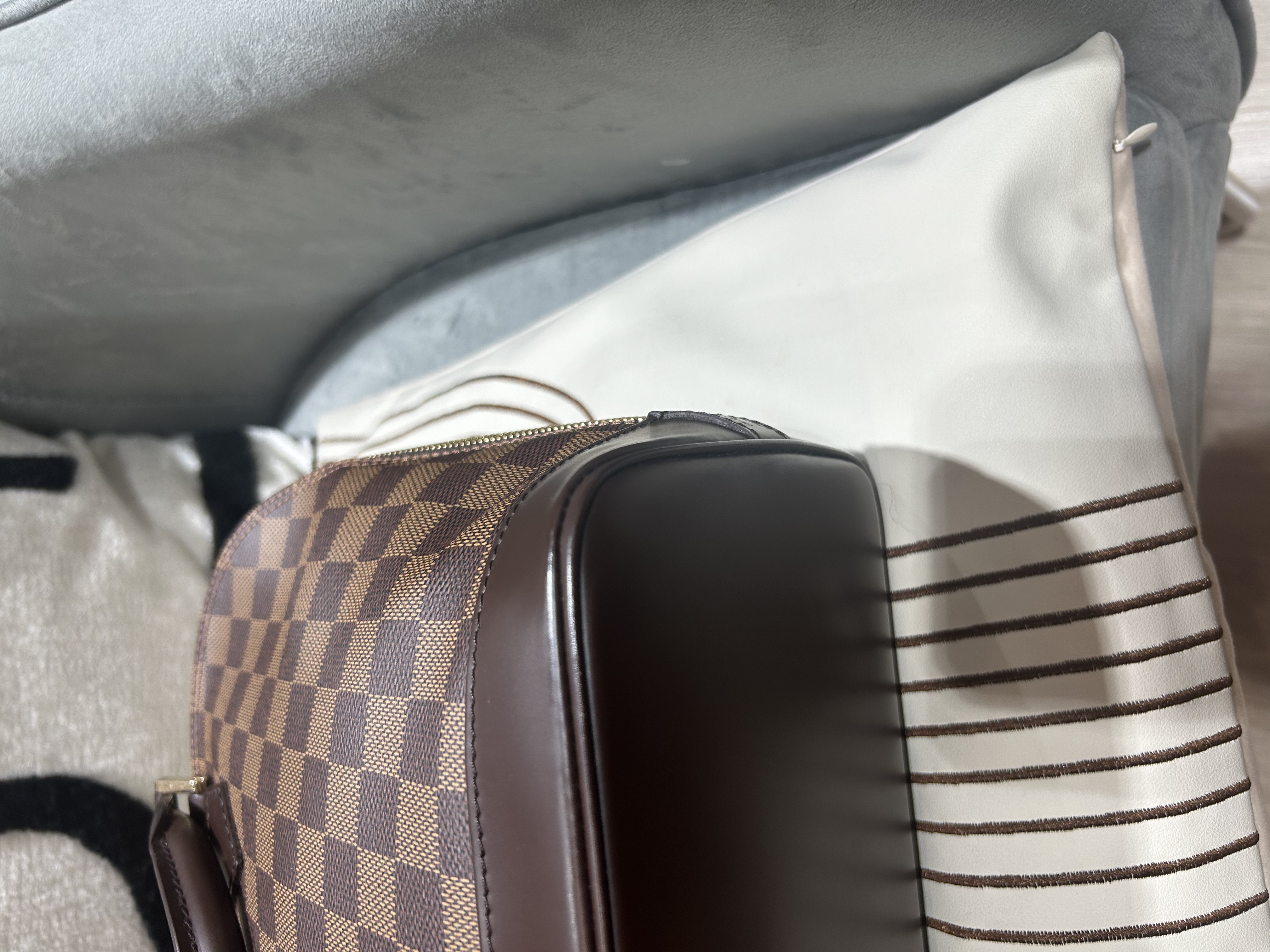 LV Alma PM Damier 100%Authentic, 98%New ☑️Dust bag