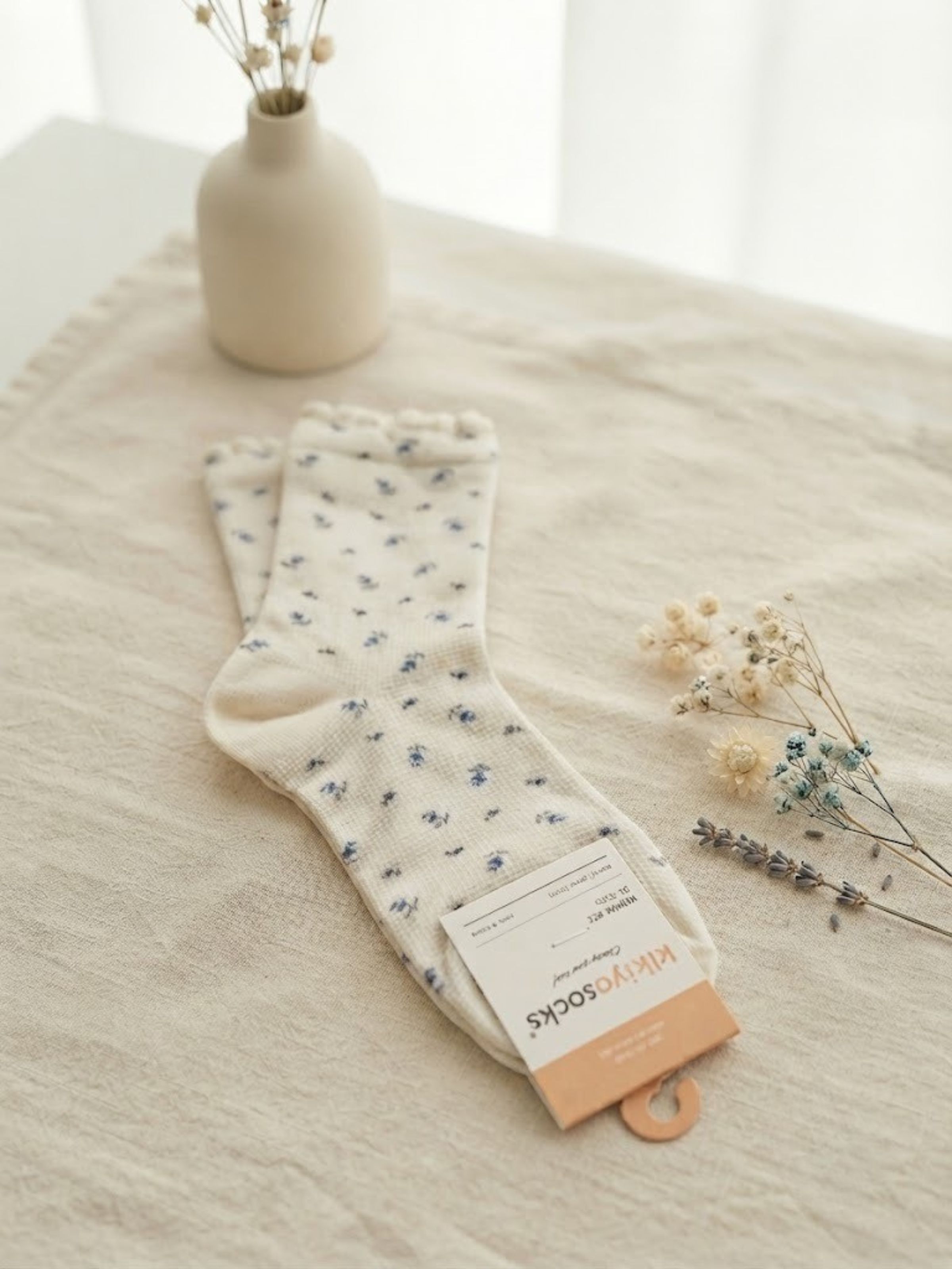 Korean Petite Bloom Women's High Crew Socks
