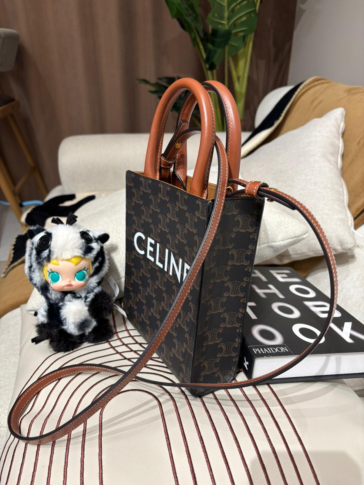 Celine mini vertical cabas tote bag 100%Authentic,98%New ✅dust bag 