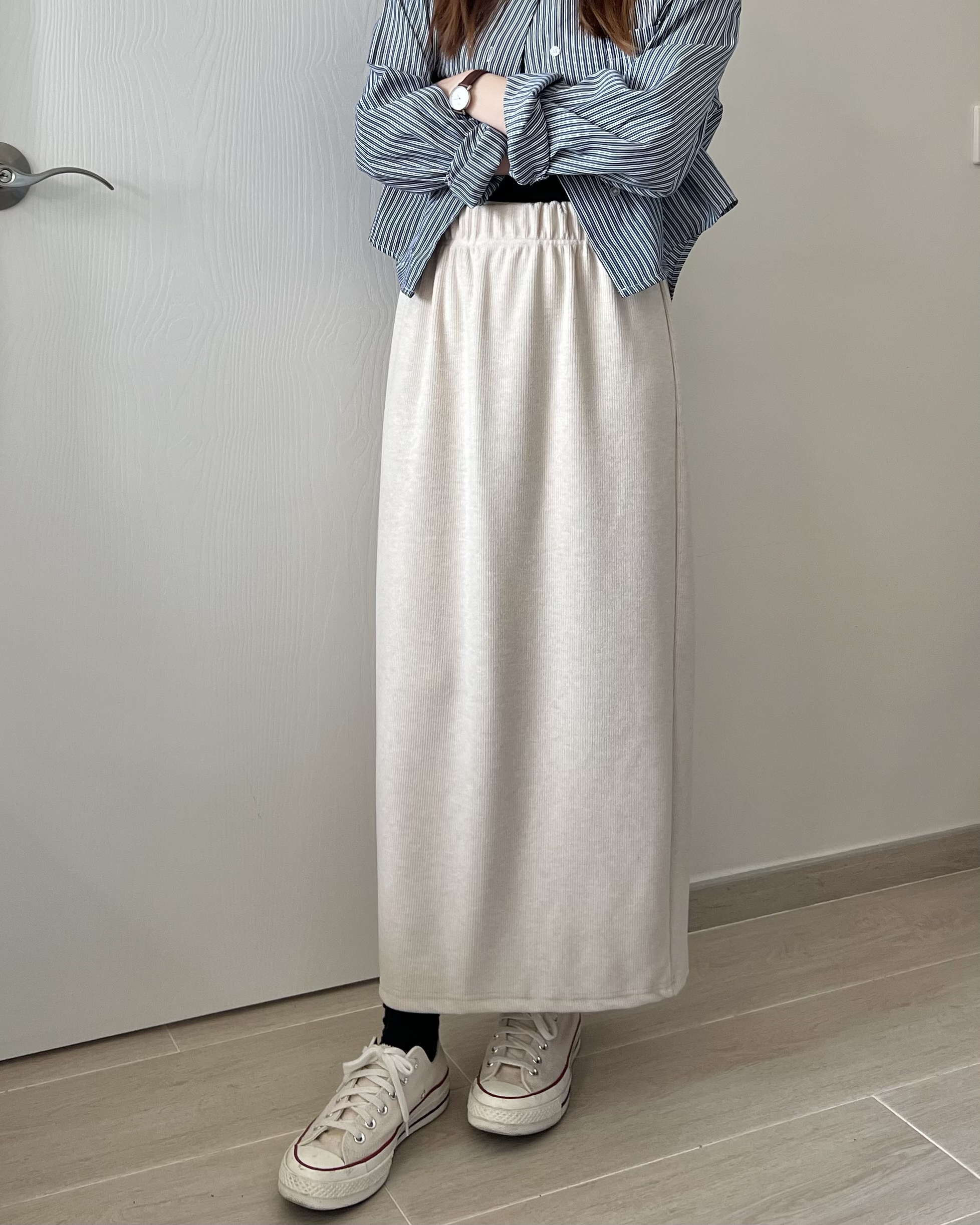 親膚軟熟細坑紋長裙 