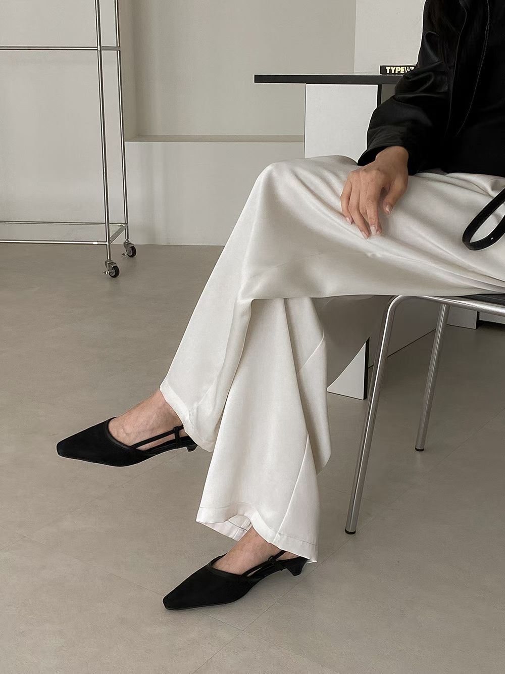 秋冬絨面Slingback pumps (踭高4cm)