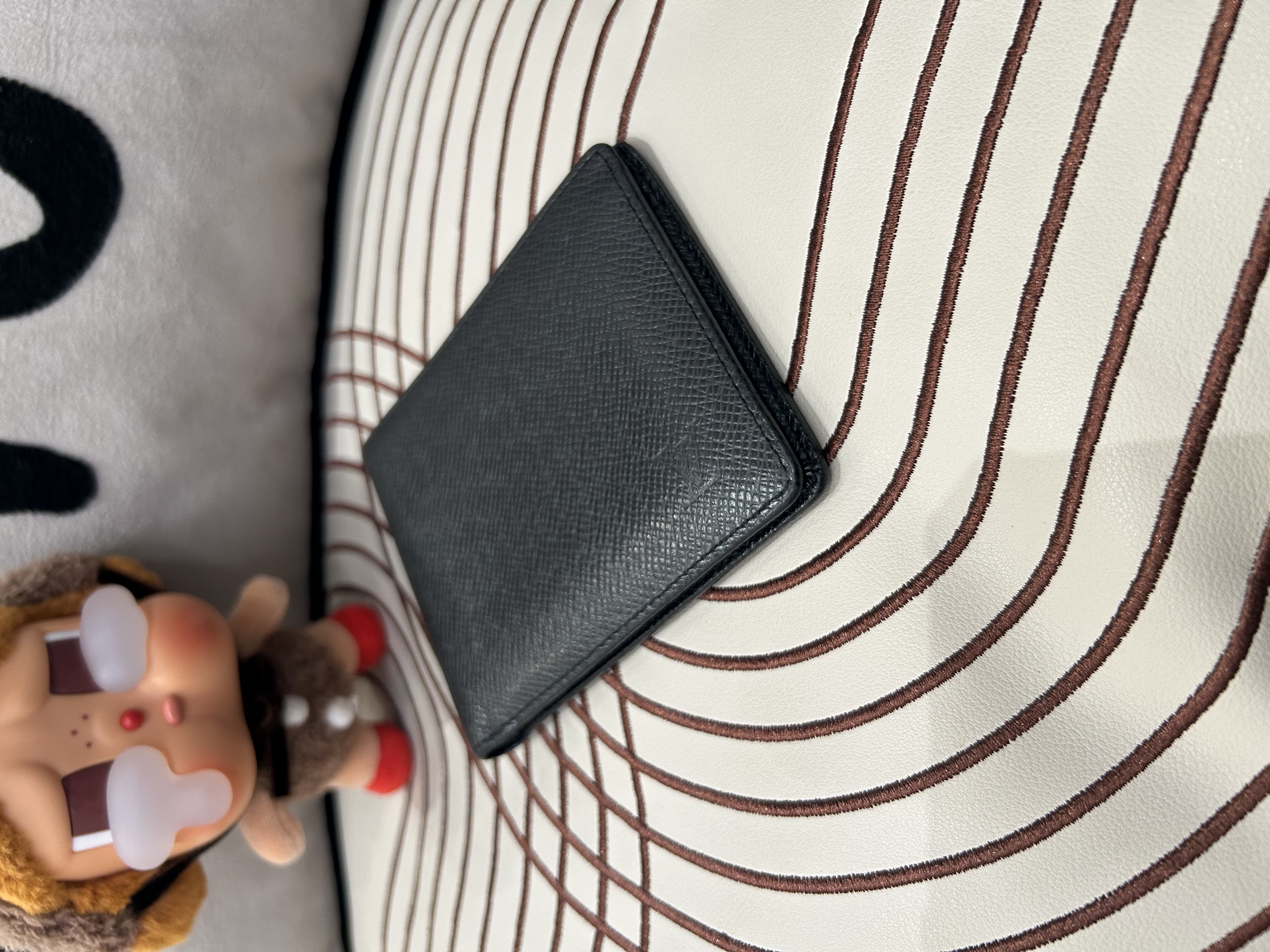 LV wallet Calfskin Black 100%Authentic, 90%New