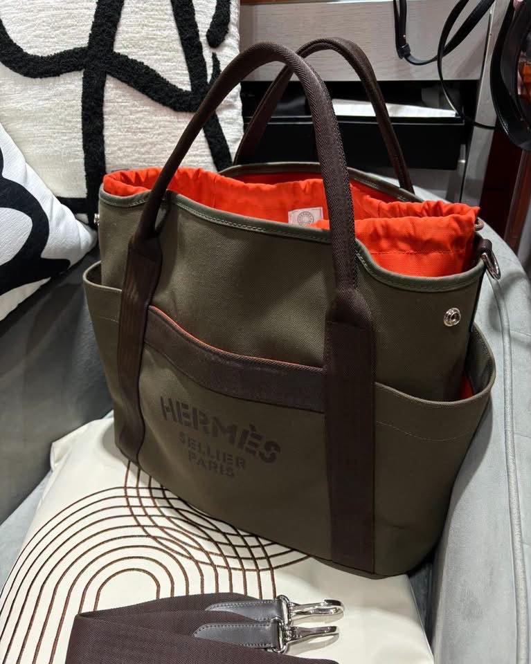 HERMES Grooming tote shoulder bag Stamp X 100%Authentic,95%new✅strap✅dust bag  