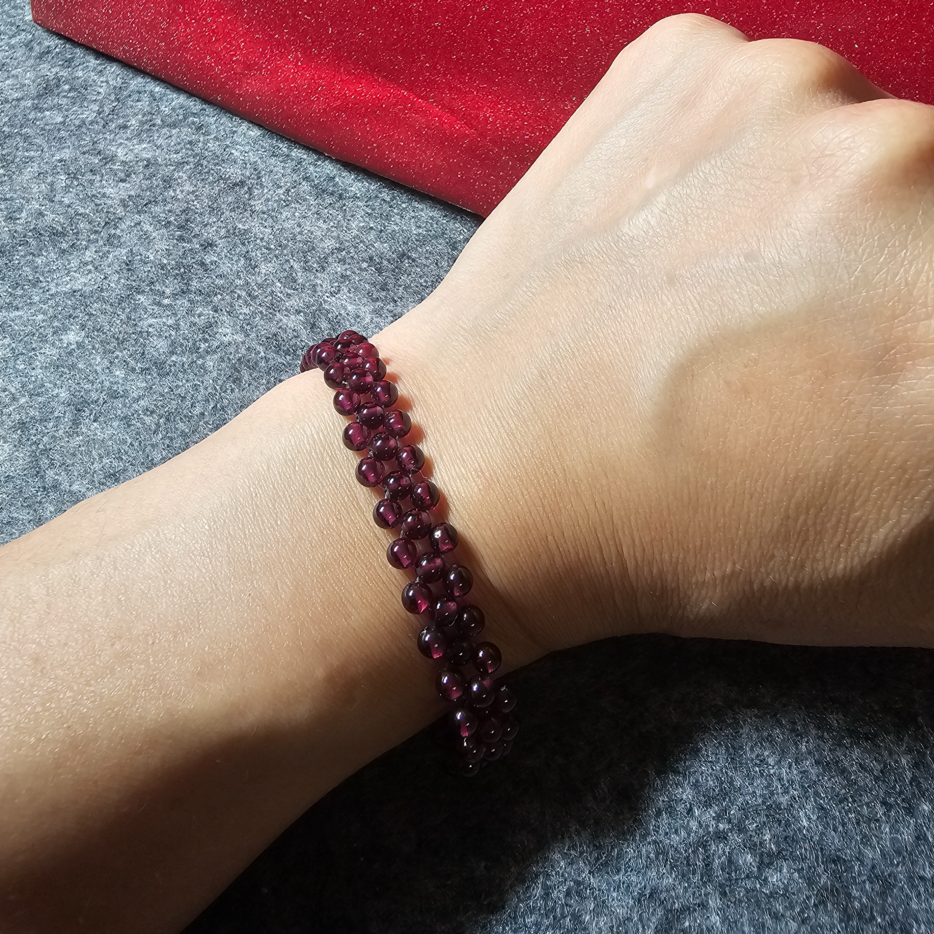 石榴石珠編繩手鏈
