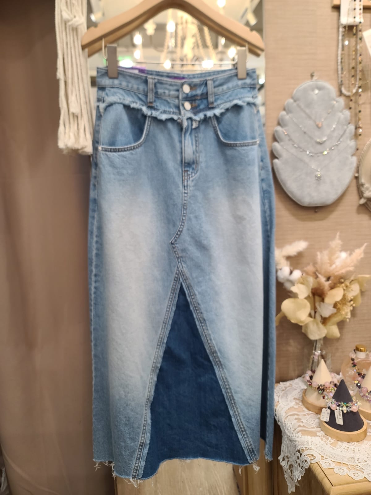 蘇蘇拼色牛仔裙(好修身👍🏼)