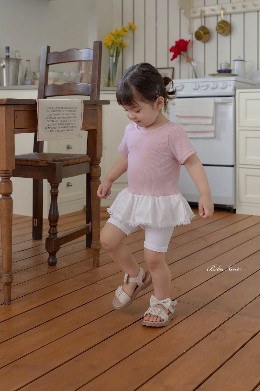 ☀️預訂 韓國直送☀️🇰🇷Bebenine三色下擺荷葉邊拼接短袖上衣