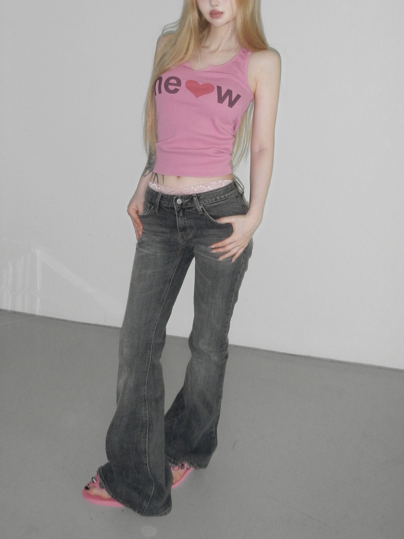 Ribbed Heart Graphic Tank Top