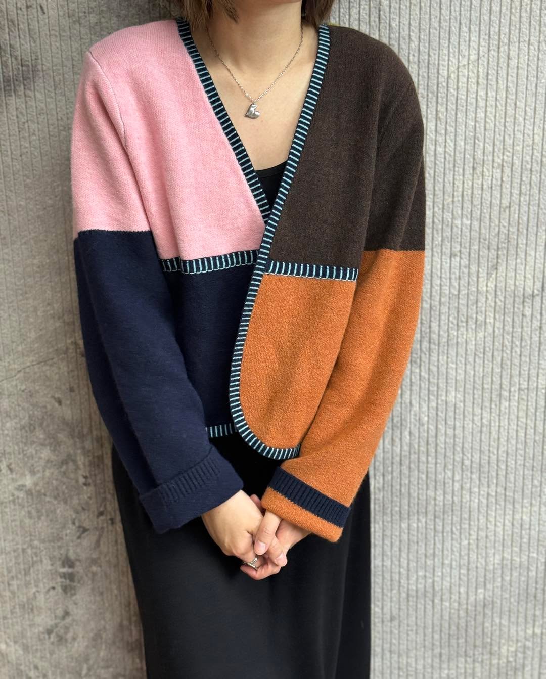 拼色V NECK針織外套