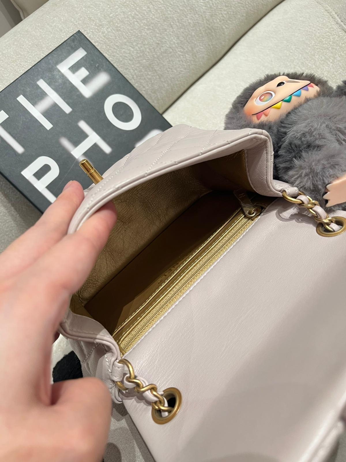 Chanel mini flap with pearl crush 金球方胖子 100%Authentic,98%new ✅晶片✅收據✅dust bag✅box