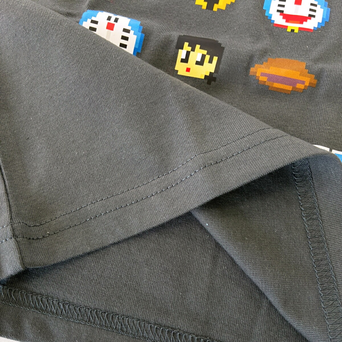 🆕【⭐訂購⭐】🌀 🇯🇵 日本直送 #Doraemon 像素風 短袖 tee［2款選］🌀 [PLDA-0003] [260421]