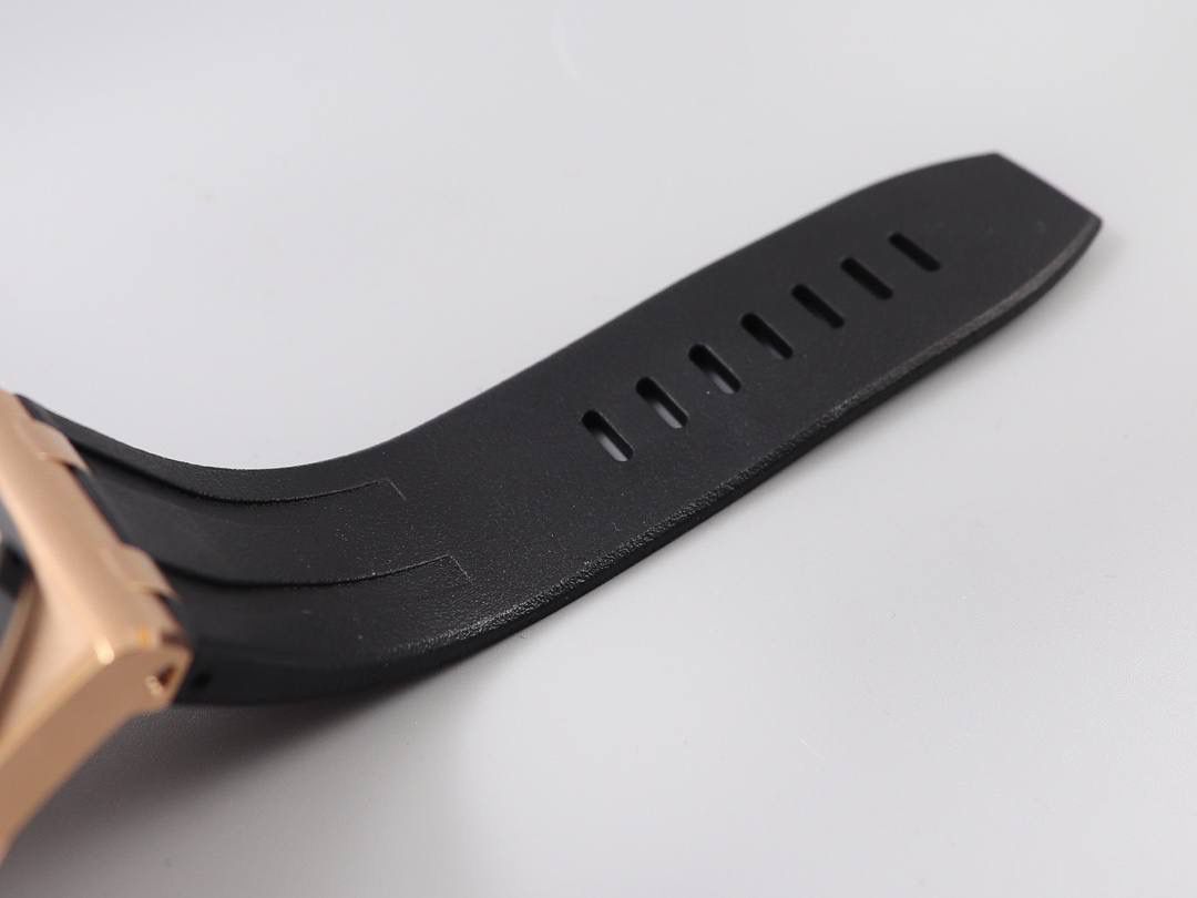 A.P皇家橡树离岸型26416RO计时系列，搭载12H 7750计时机芯，直径44MM.玫瑰金表壳 陶瓷圈口！ 最强A.P皇家橡树系列🔥💯