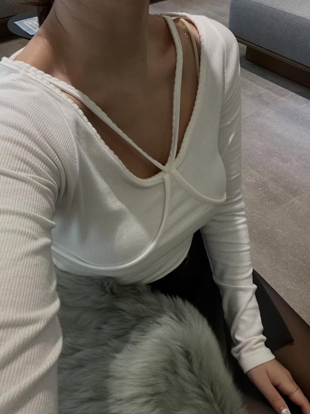 韓國設計感顯瘦上衣（可露膊）