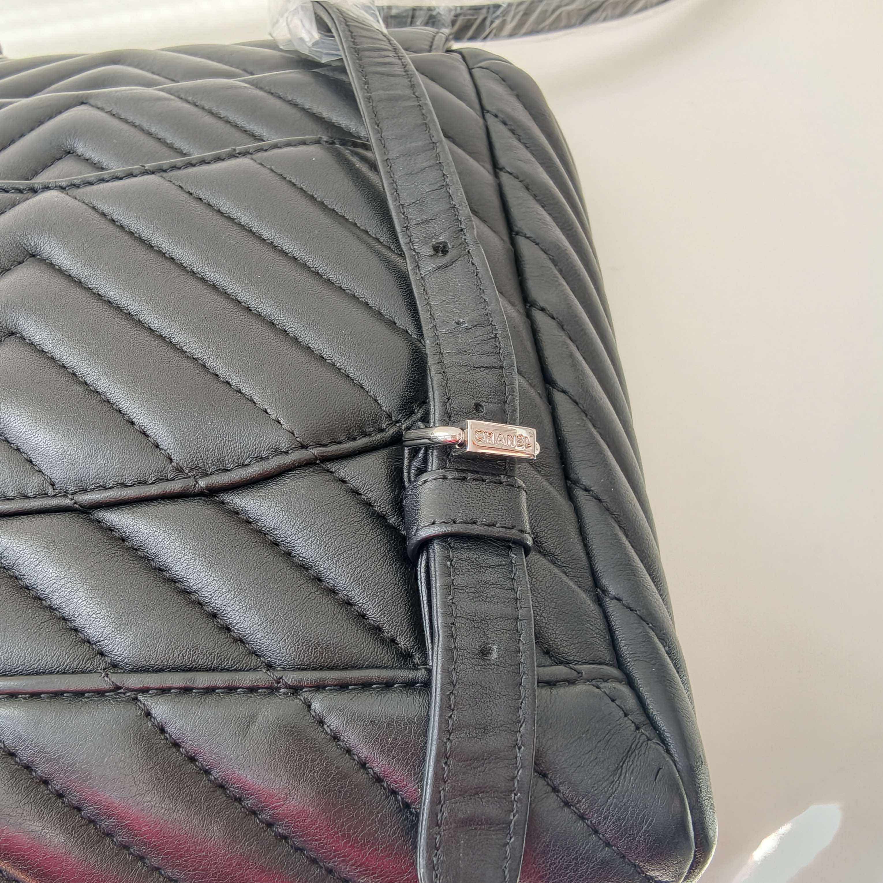 【預訂貨品】Chanel黑色小牛皮書包