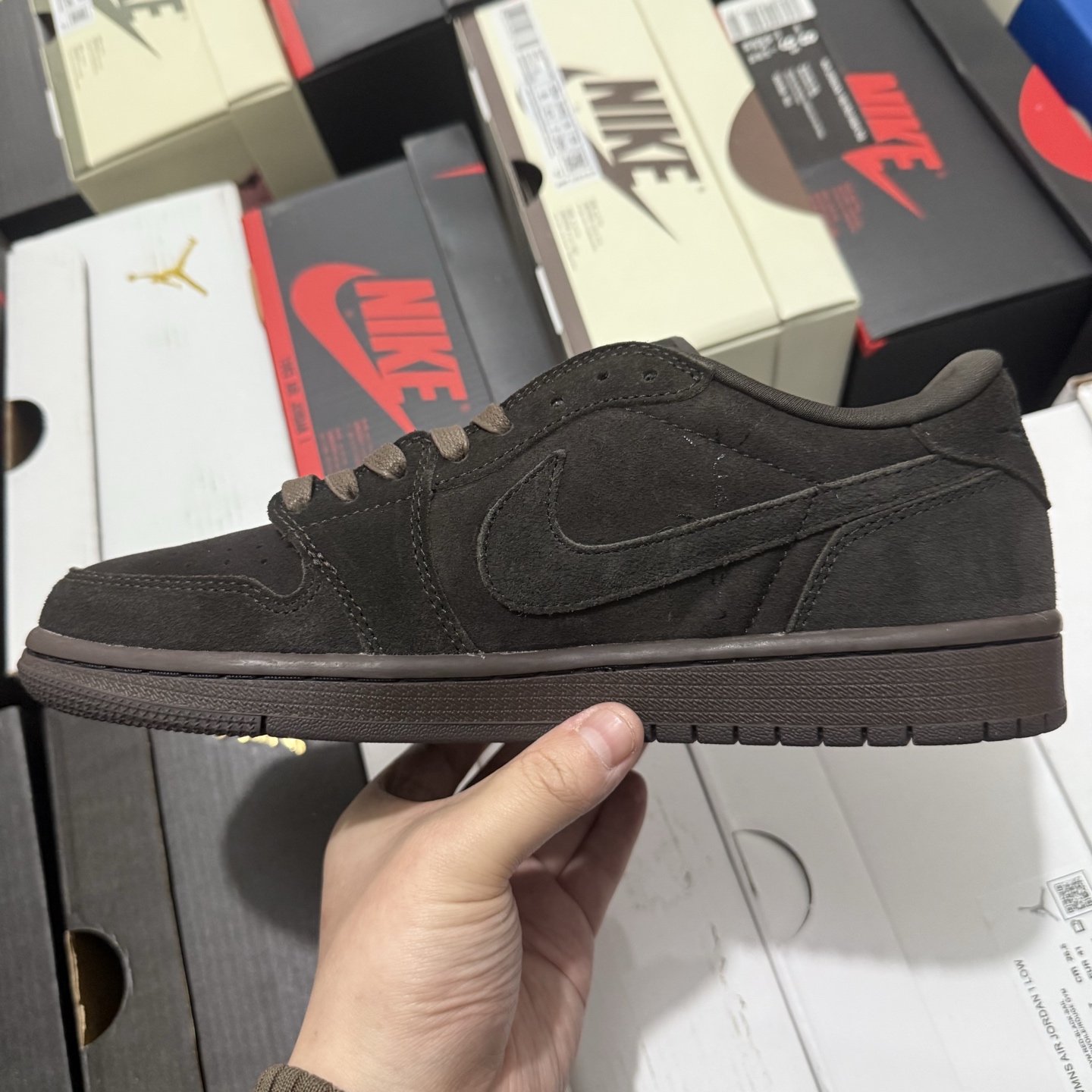 Nike Air Jordan 1 Retro Low OG SP Travis Scott "Velvet Brown" DM7866-202