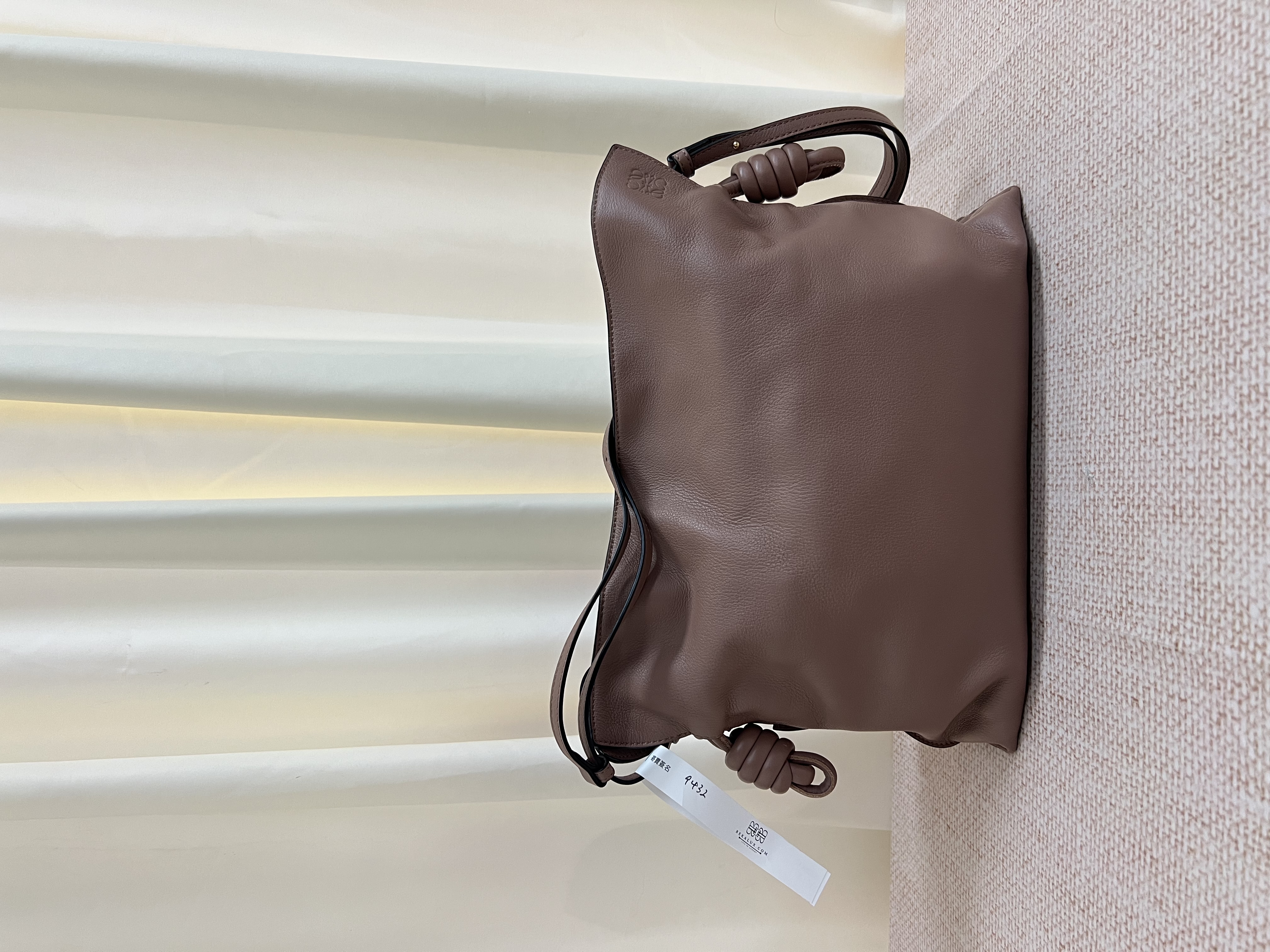 Pre-owned Loewe Flamenco/ Product Code: 26032201