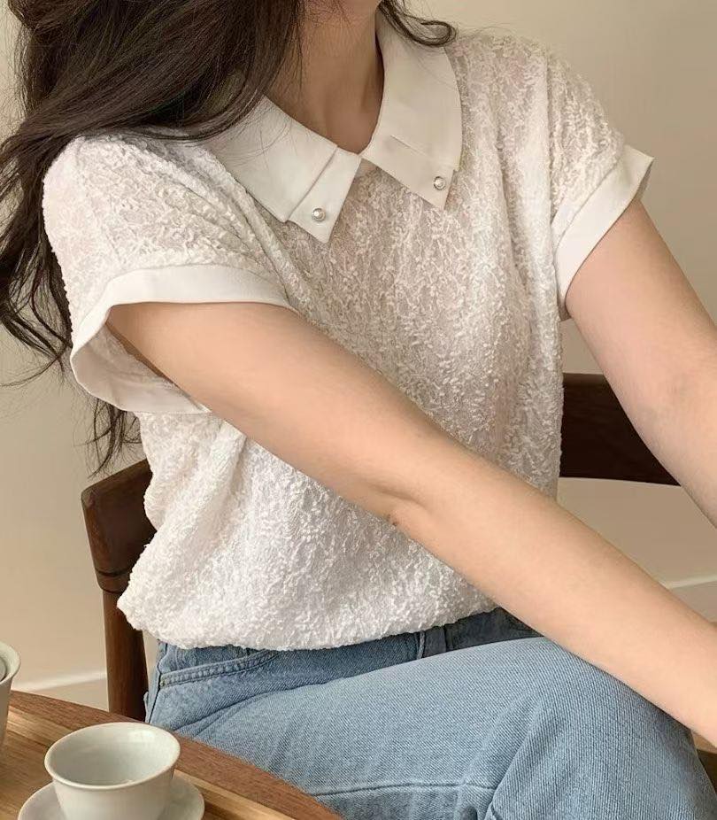 精緻蕾絲珍珠領短袖上衣 