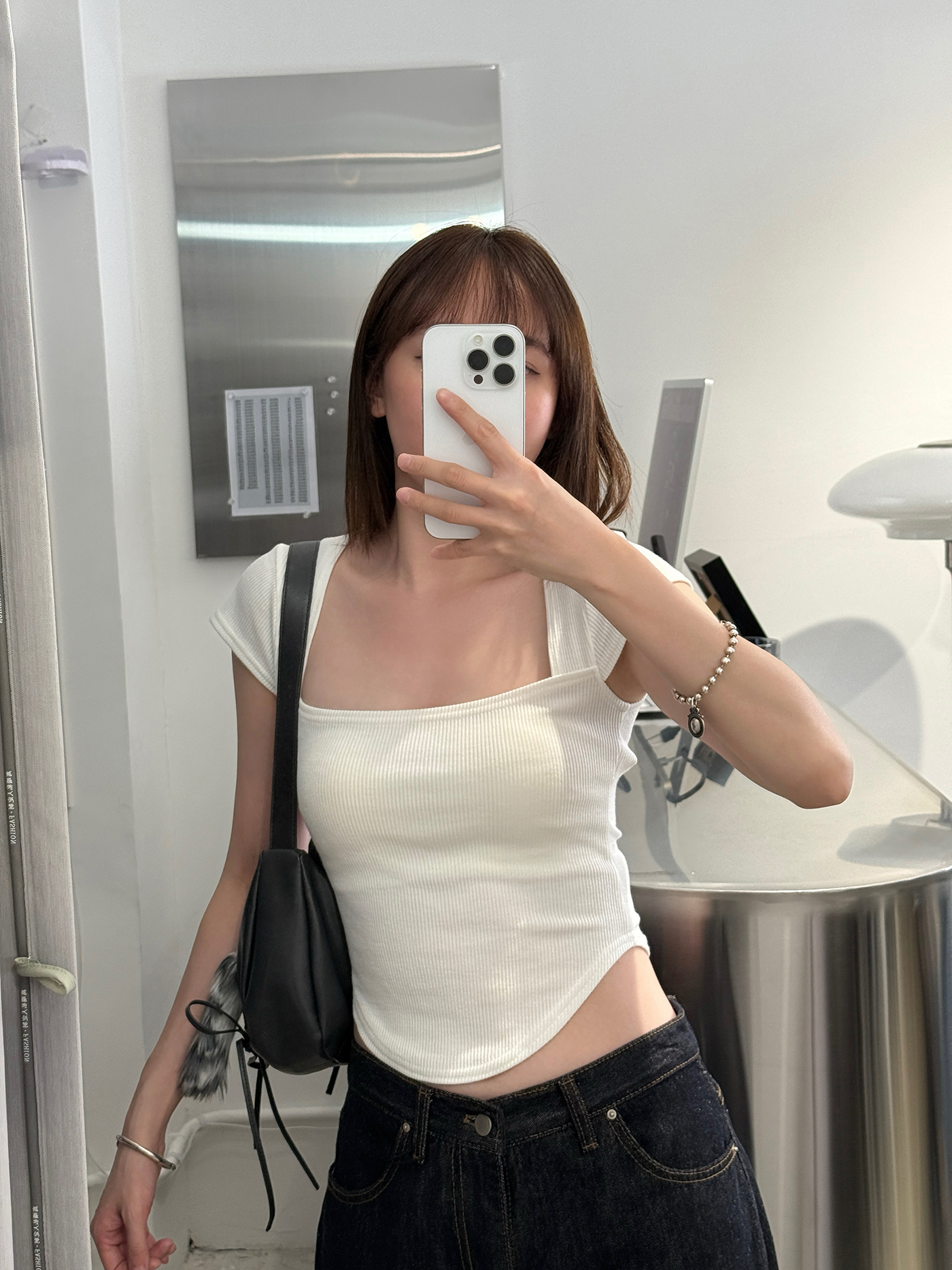𝐒𝐥𝐢𝐦 𝐟𝐢𝐭 𝐬𝐪𝐮𝐚𝐫𝐞 𝐧𝐞𝐜𝐤 𝐫𝐢𝐛𝐛𝐞𝐝 𝐭𝐨𝐩