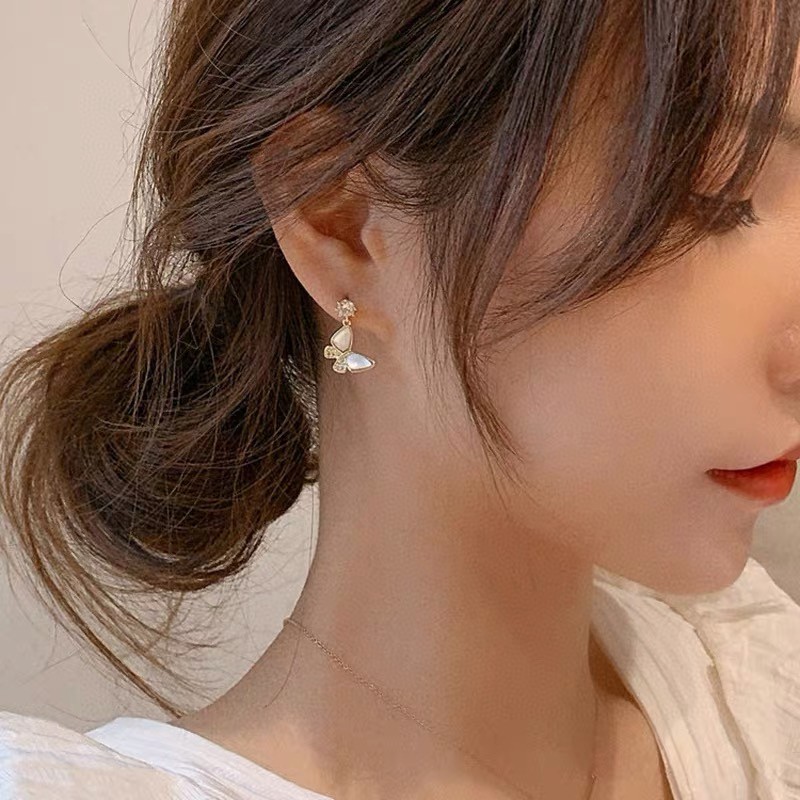 18K Mother of Pearl Diamond Earrings 