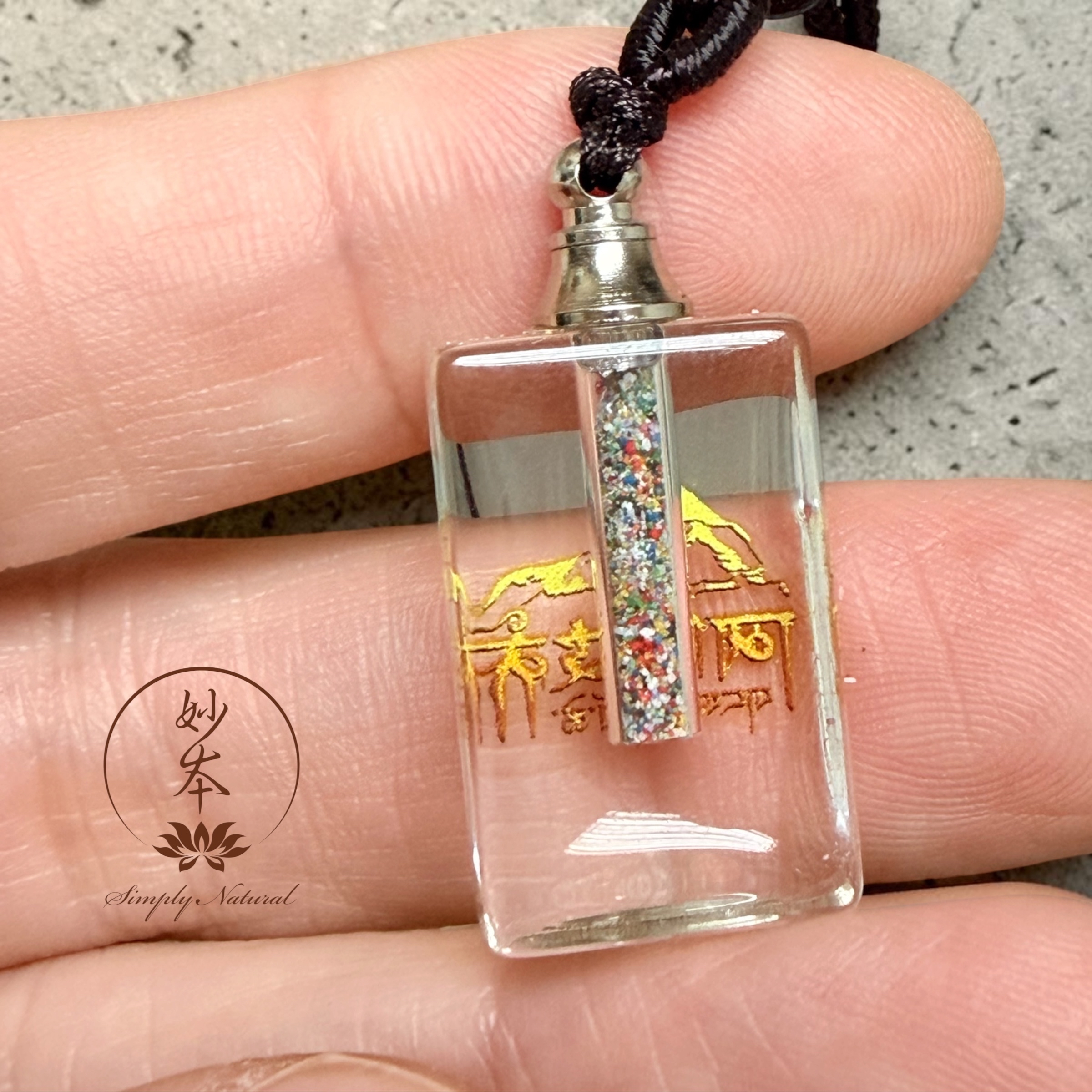 岡仁波齊神山吊咀（轉山1圈加持）附送勝樂金剛壇城沙）2cm*1.3cm