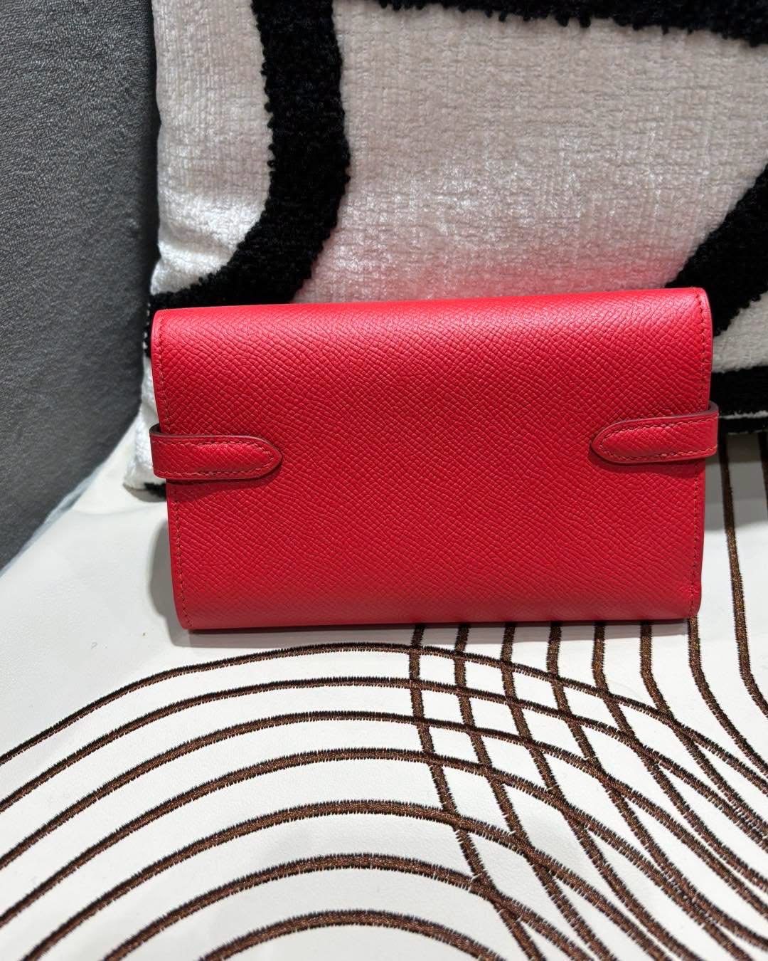 HERMES Kelly wallet Stamp A Epsom 牛皮金扣短銀包 100%Authentic,98%new ✅dust bag  