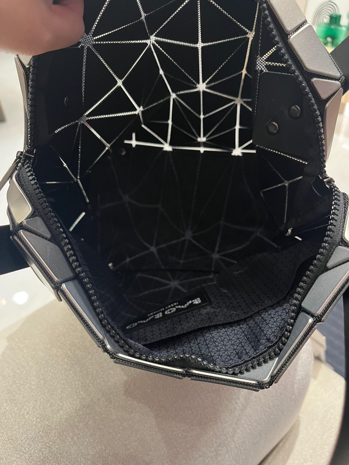 Issey Miyake Bao Bao Boston Bag 100%Authentic, 99%New ✅Dust bag