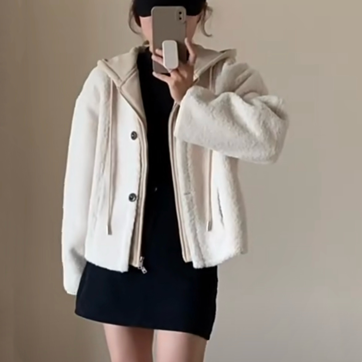 成人假2件毛毛有帽外套