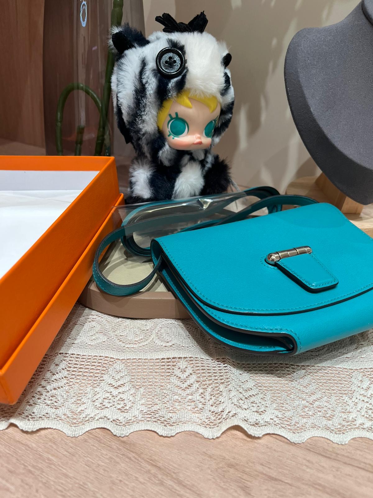 HERMES CONVOYEUR MINI STAMP X 100%Authentic ,98%new✅Box