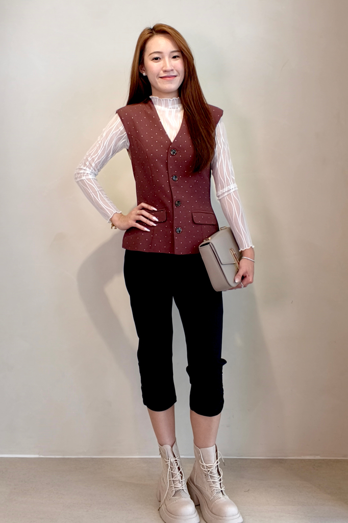 CB2646 Elegant Tailored V-Neck Vest Top