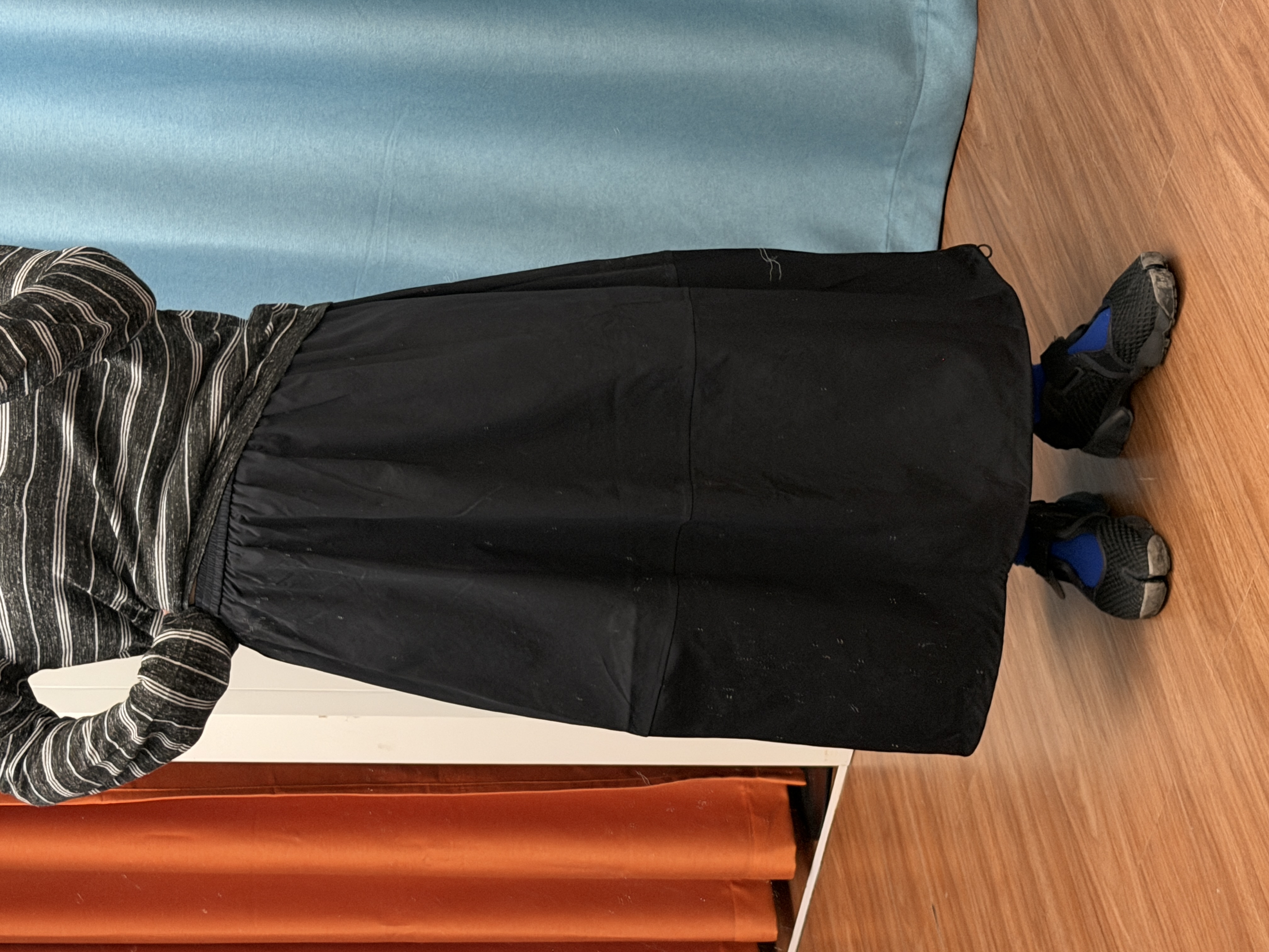 簡約純色泡泡半身裙