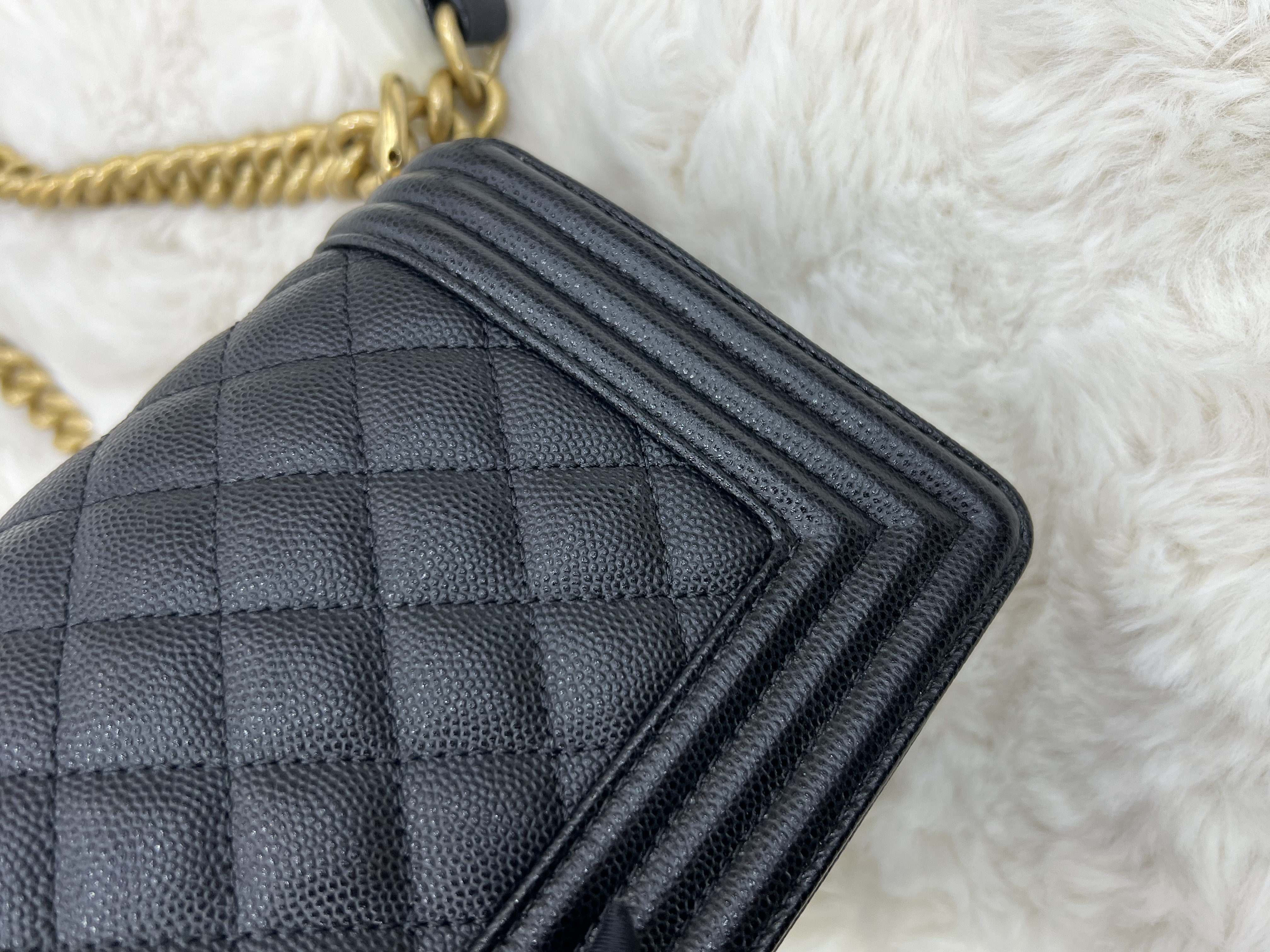 Pre-owned Chanel Boy / Product Code: 080811