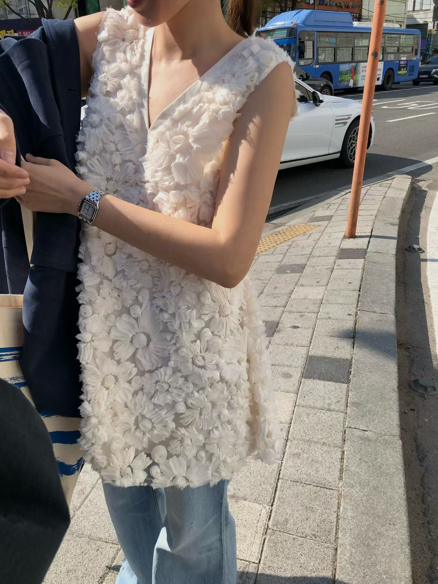 Elegant flower v-neck dress/top