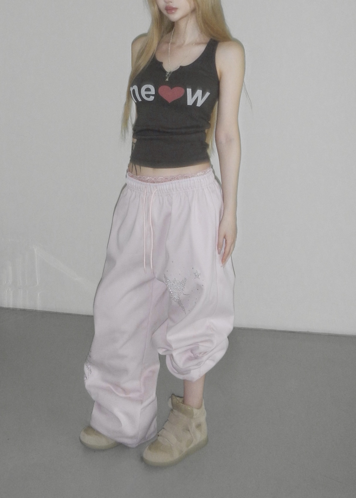 Ribbed Heart Graphic Tank Top