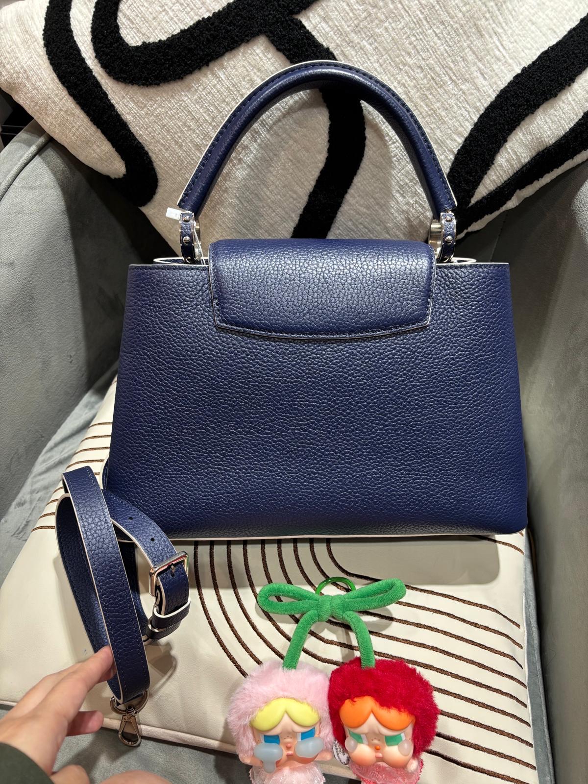 Lv Capucines MM leather 2way bag   100%Authentic, 98%new  ✅長肩帶✅Dust bag