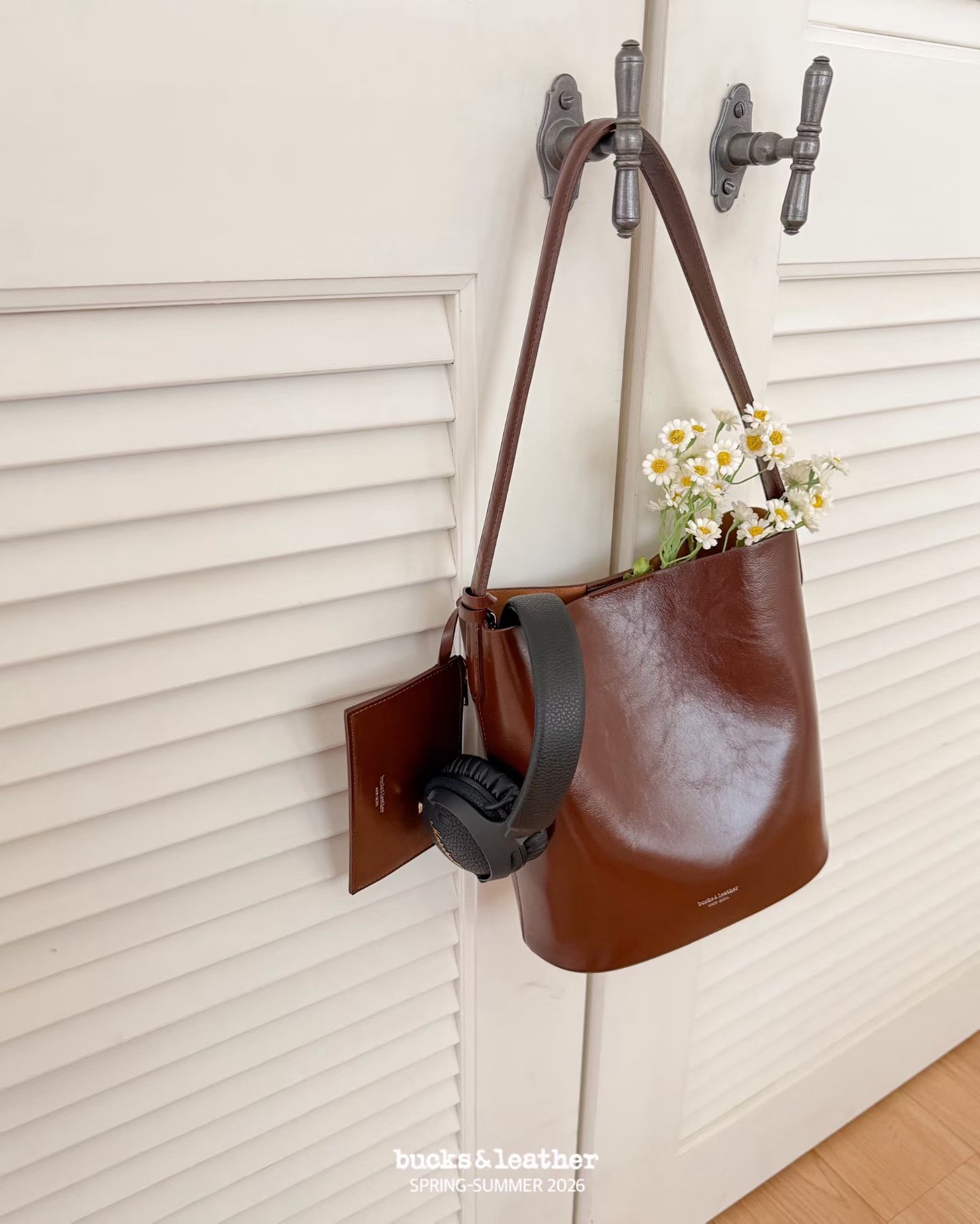 【26SS】 預訂_Selling Bag with pouch By Bucks & leather