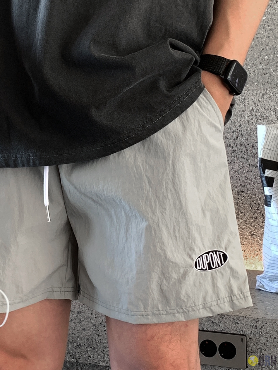 【100%保證韓國直送】Crinkle Patch 輕量微皺感防潑水尼龍抽繩刺繡徽章彈性短褲 👖 [5 color] RL115087