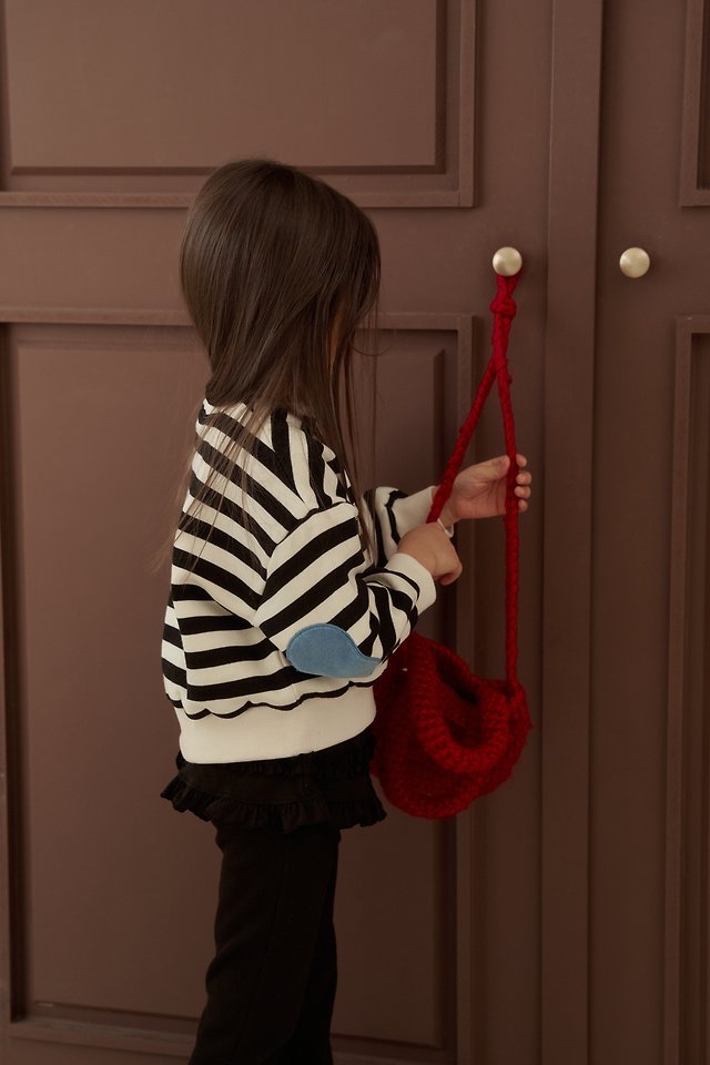 Momoann | Patch Sweatshirt (Black Stripe) with Mom