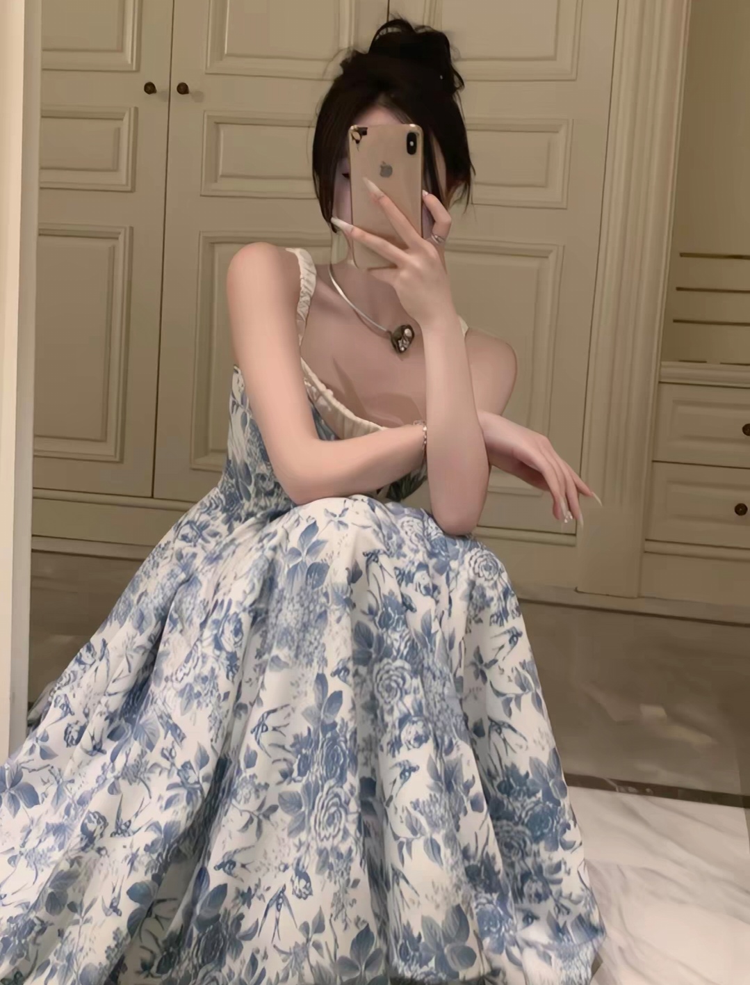 DR493蓝色碎花连衣裙