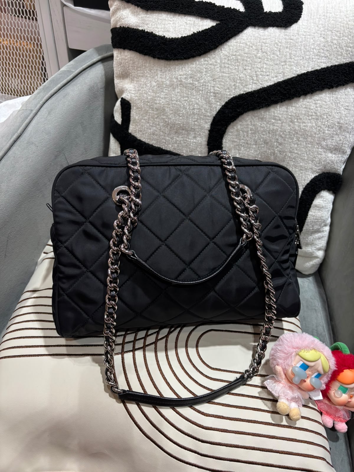 PRADA Tessuto Impuntu Shoulder Bag nylon 100%Authentic,98%new ✅dust bag