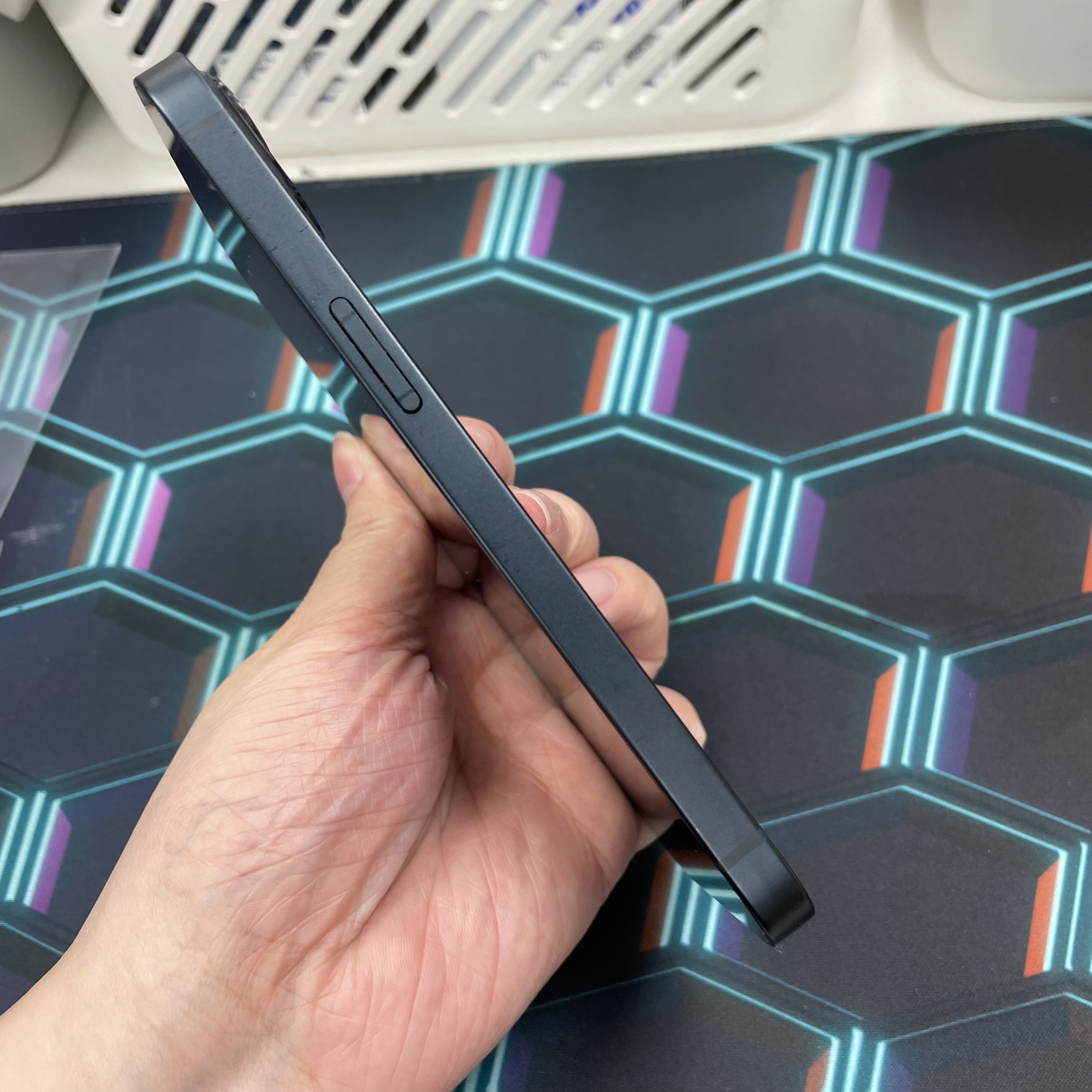 *6071 13 勁靚機 128GB 電100 黑色 black 