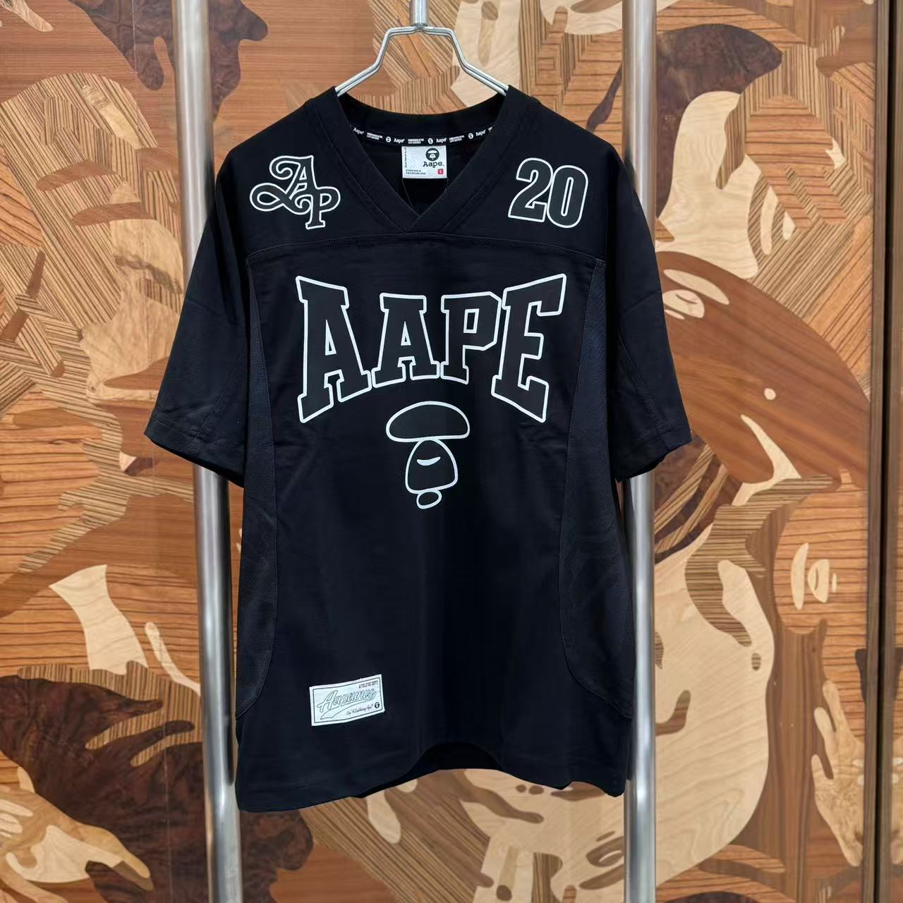 **AAPE Relaxed fit AAPEUNVS graphic tee (1656) 寬鬆版