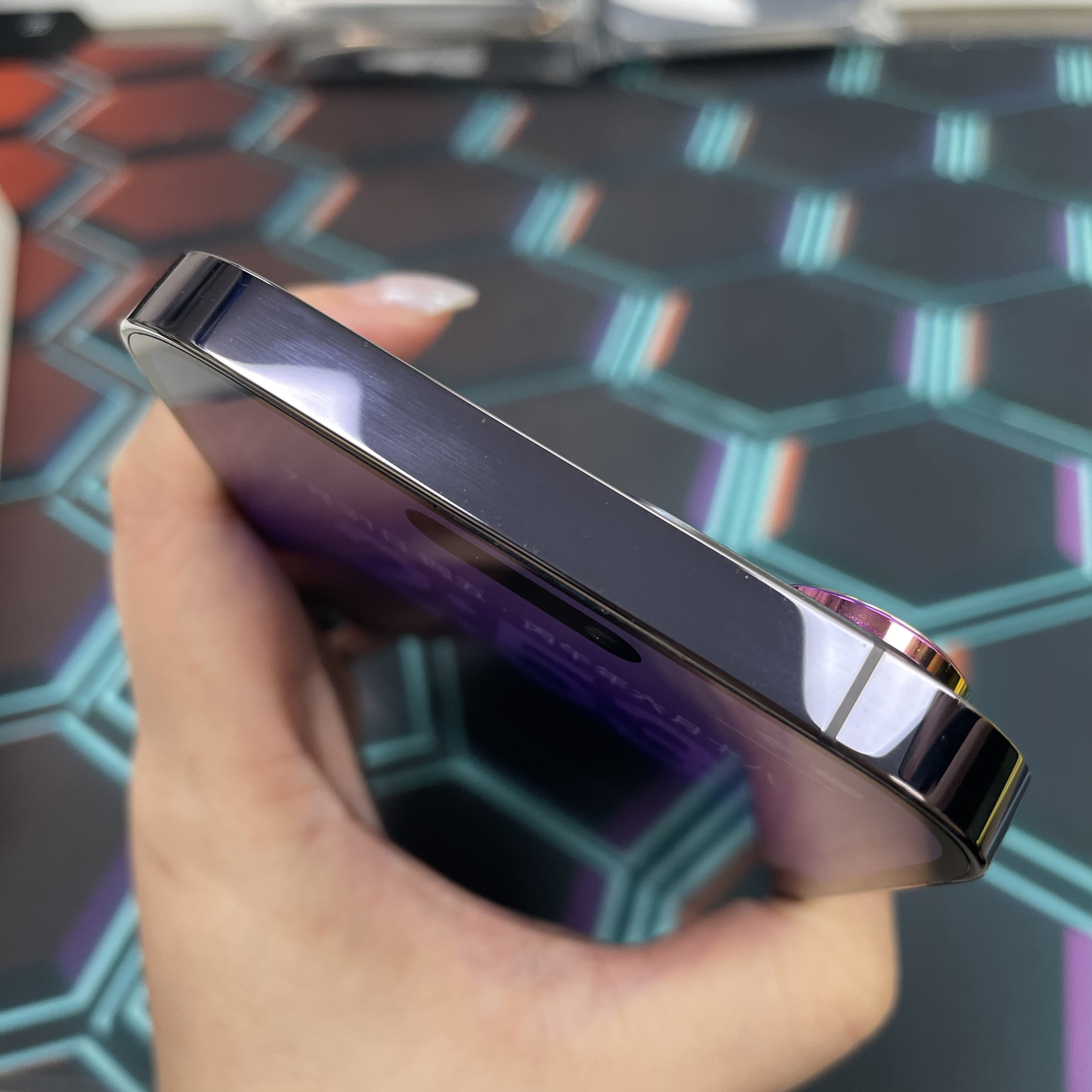 *7192 14 Pro max 完美機 1TB 電81 紫色 purple