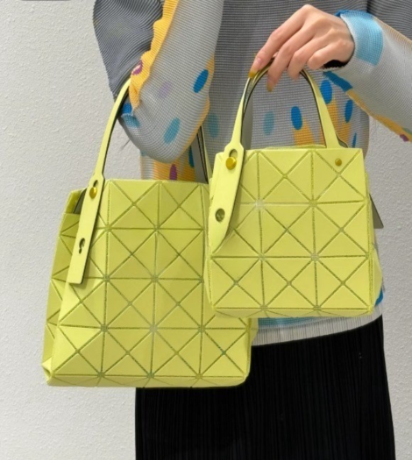 BAO BAO ISSEY MIYAKE CARAT 鑽石手袋